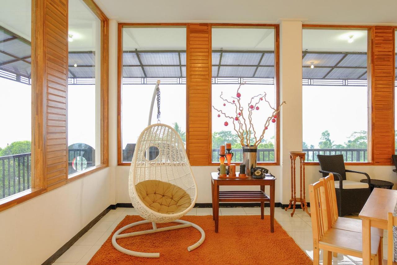 Oyo 446 Hotel Kawi Surapatha Malang Luaran gambar